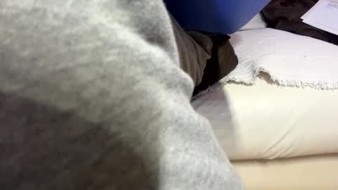 jovenduro84 online show from February 2026 07:49:01 AM