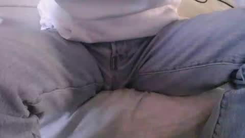 jovenduro84 online show from March 2026 09:32:02 AM