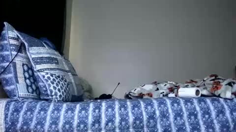 Joy3100 online show from December 2025 12:18:02 AM