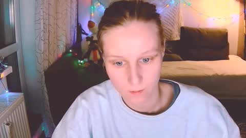 Snapshot of joy_keys chatting on December 2024 05:00:02 PM joy_keys online show from December 2024 05:00:02 PM