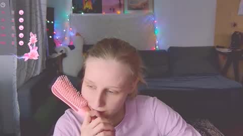 Snapshot of joy_keys chatting on March 2025 05:34:02 PM joy_keys online show from March 2025 05:34:02 PM