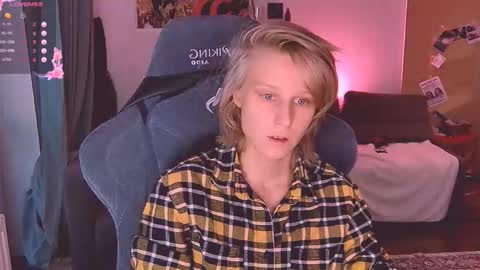 Snapshot of joy_keys chatting on October 2025 02:28:02 PM joy_keys online show from October 2025 02:28:02 PM