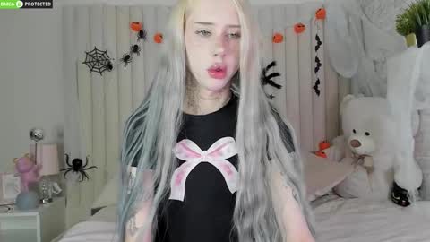 Joy Barker online show from October 2025 03:12:02 AM