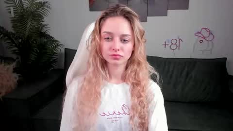 Joyce online show from October 2025 07:39:01 AM