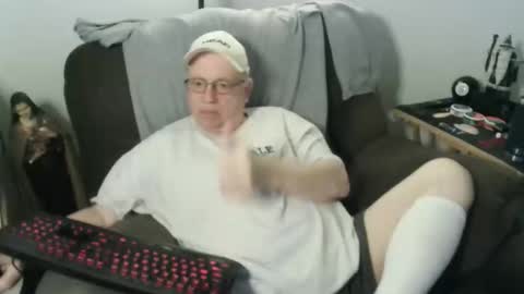 jpmel99 online show from October 2025 11:17:01 PM