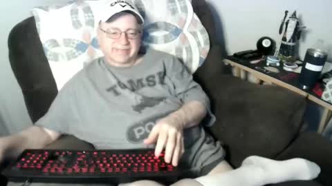 jpmel99 online show from April 2026 11:42:01 PM