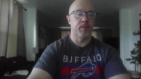 Snapshot of jr1871 chatting on May 2026 12:24:01 PM jr1871 online show from May 2026 12:24:01 PM