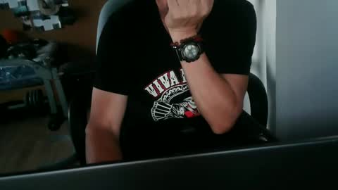 Snapshot of jraiven chatting on December 2024 11:41:02 PM Soy Rai online show from December 2024 11:41:02 PM