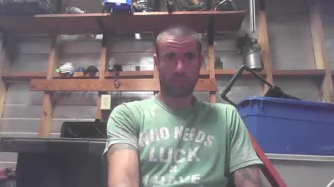 jrizzle1111 online show from May 2026 03:55:02 AM