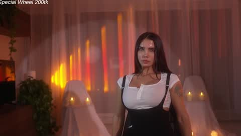 Jennifer Diaz online show from November 2025 08:58:02 PM