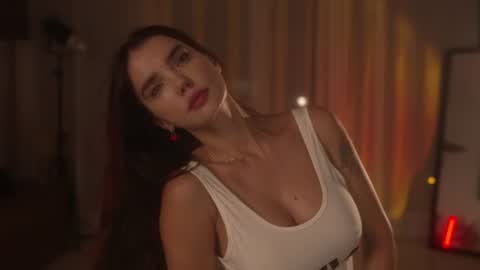 Jennifer Diaz online show from June 2026 08:02:01 PM