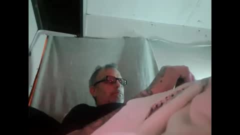 Jsmitty40 online show from October 2025 05:15:01 AM
