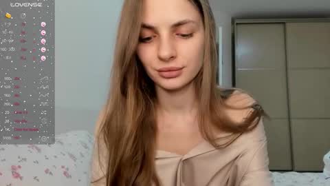 Julia and Julia online show from December 2025 03:30:01 PM