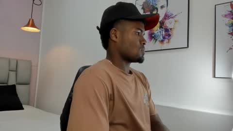 Juan123 online show from December 2025 07:19:02 PM