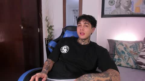 Snapshot of juan_alvarez18 chatting on November 2025 04:23:01 AM juan_alvarez18 online show from November 2025 04:23:01 AM