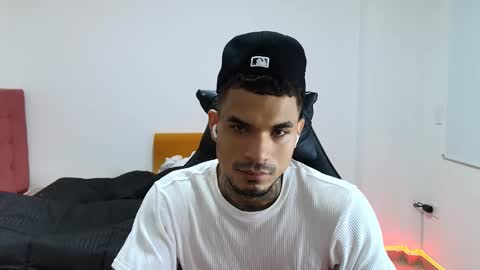 Snapshot of juan_gomez_1 chatting on November 2025 12:02:01 AM juan_gomez_1 online show from November 2025 12:02:01 AM