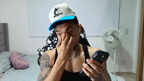 Snapshot of juan_gomez_1 chatting on January 2026 12:01:02 AM juan_gomez_1 online show from January 2026 12:01:02 AM