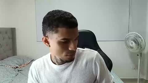 Snapshot of juan_gomez_1 chatting on January 2026 07:30:01 PM juan_gomez_1 online show from January 2026 07:30:01 PM