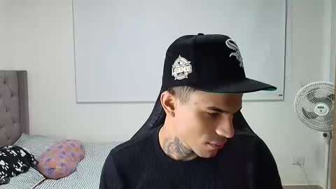 Snapshot of juan_gomez_1 chatting on January 2026 09:25:01 AM juan_gomez_1 online show from January 2026 09:25:01 AM