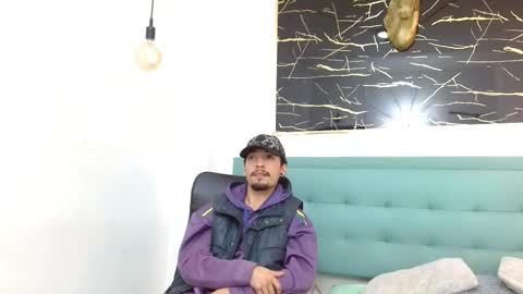 JUAN JOSE online show from January 2026 03:23:01 AM