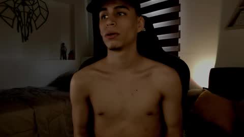 Snapshot of juan_posada1 chatting on February 2026 07:07:01 PM Juan Posada online show from February 2026 07:07:01 PM