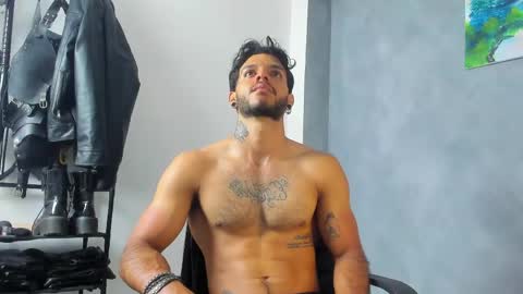 Juan Esteban online show from March 2026 02:06:02 AM