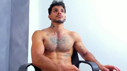 Snapshot of juanbladde chatting on June 2026 03:09:02 AM Juan Esteban online show from June 2026 03:09:02 AM