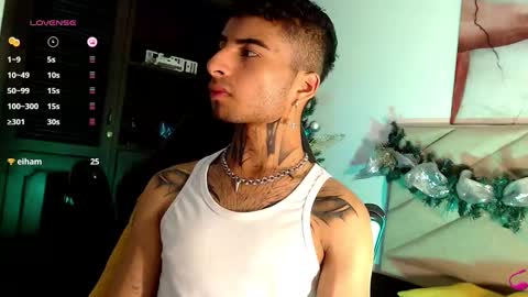juancamilo66_ online show from December 2024 06:41:02 AM
