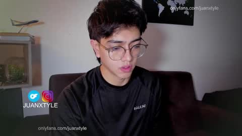 Snapshot of juancamroom chatting on September 2025 08:30:01 PM . online show from September 2025 08:30:01 PM