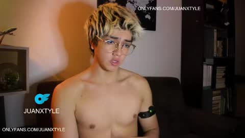 Snapshot of juancamroom chatting on May 2026 03:04:02 AM . online show from May 2026 03:04:02 AM