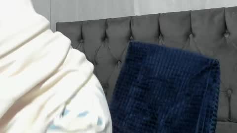 juanita online show from February 2025 01:34:01 AM