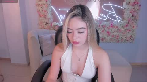 Snapshot of juanitaclay chatting on May 2026 07:30:02 PM Juanita Clay online show from May 2026 07:30:02 PM