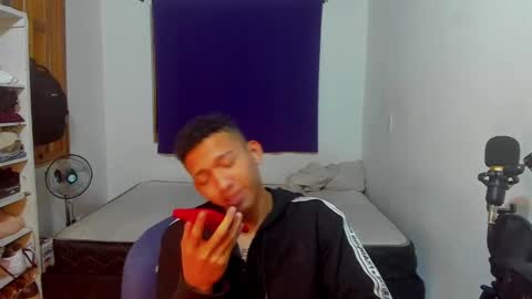 juansw66 online show from October 2025 02:56:01 AM