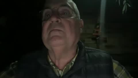 Snapshot of juantricker chatting on November 2025 05:05:02 PM Juan online show from November 2025 05:05:02 PM