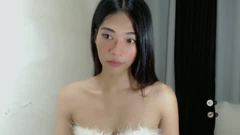 Snapshot of judy_fuckdoll chatting on January 2025 04:33:02 AM JUDY online show from January 2025 04:33:02 AM