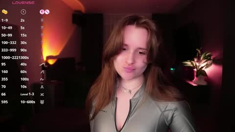 Snapshot of juelzfoxy chatting on May 2026 09:31:01 PM Juelz online show from May 2026 09:31:01 PM