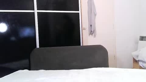 CoupleJuice online show from February 2025 05:59:01 PM