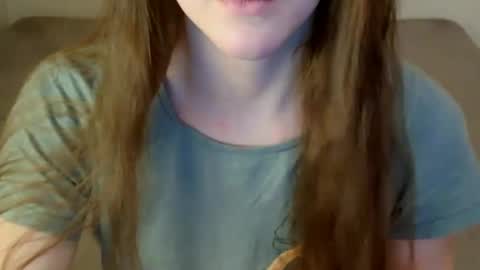 JuiceTalia online show from December 2024 10:23:02 AM