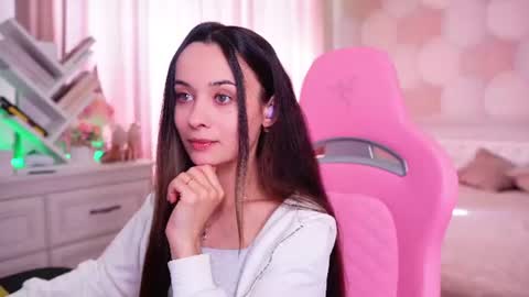 Snapshot of juicy___angel chatting on June 2026 12:15:01 PM Angelina online show from June 2026 12:15:01 PM