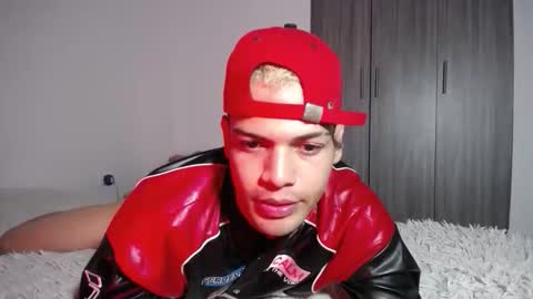 Miguel online show from October 2025 02:01:01 AM