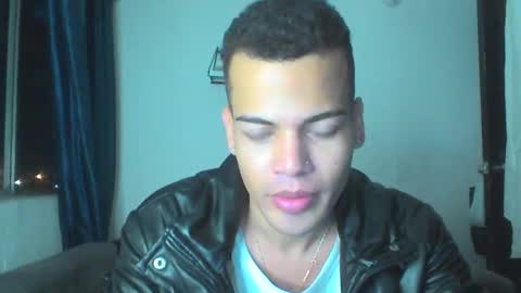 Snapshot of juicy_boy22 chatting on April 2026 12:02:01 AM Miguel online show from April 2026 12:02:01 AM