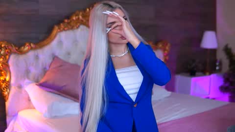 Snapshot of juicy_jessye chatting on November 2025 09:19:01 PM Jessye online show from November 2025 09:19:01 PM