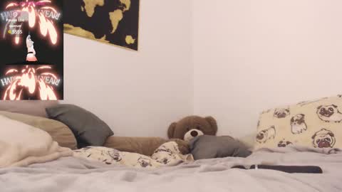 laura online show from March 2025 07:45:02 PM