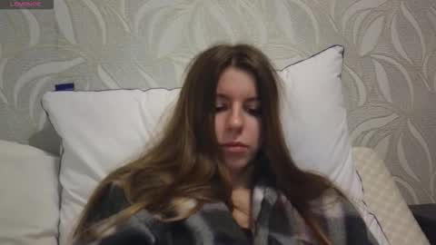 laura online show from December 2025 09:53:01 PM