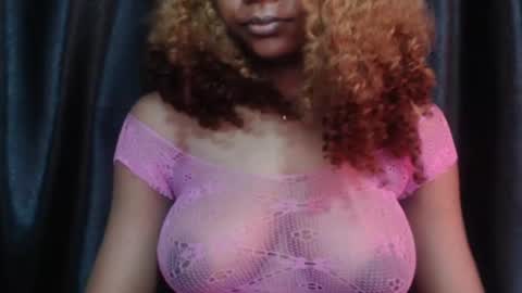 Snapshot of juicy_plumx chatting on February 2025 11:34:02 PM Wet Baddie online show from February 2025 11:34:02 PM