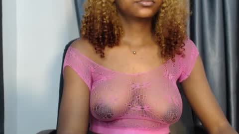 Snapshot of juicy_plumx chatting on February 2025 07:05:02 PM Wet Baddie online show from February 2025 07:05:02 PM