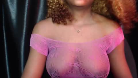 Snapshot of juicy_plumx chatting on February 2025 04:13:02 PM Wet Baddie online show from February 2025 04:13:02 PM