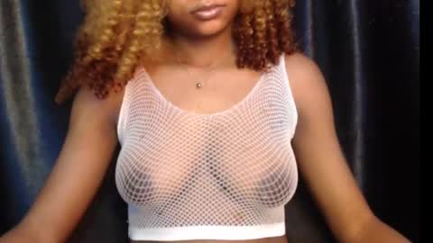 Snapshot of juicy_plumx chatting on February 2025 10:05:01 AM Wet Baddie online show from February 2025 10:05:01 AM