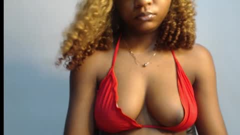 Snapshot of juicy_plumx chatting on February 2025 11:09:02 AM Wet Baddie online show from February 2025 11:09:02 AM
