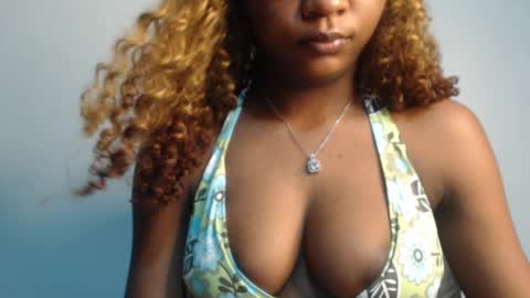 Snapshot of juicy_plumx chatting on March 2025 06:23:01 PM Wet Baddie online show from March 2025 06:23:01 PM